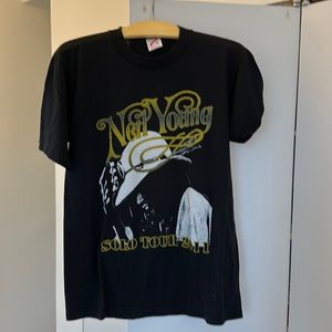 Neil Young Solo Tour 2011 Shirt Size Medium